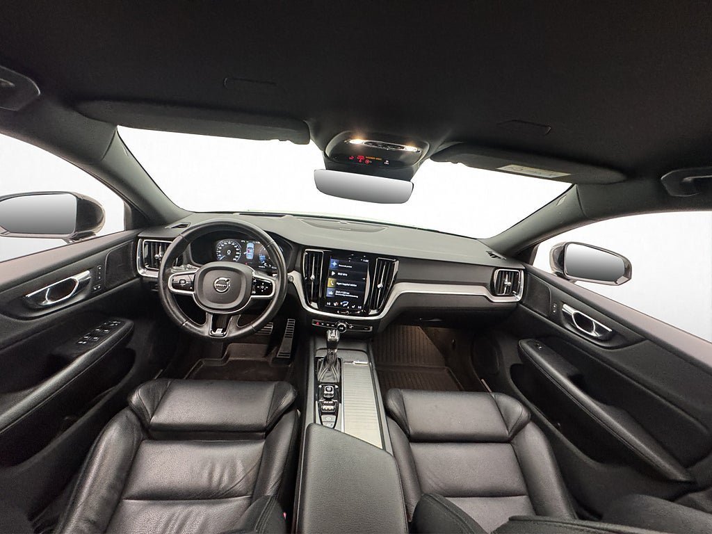 Vehicle Image 28