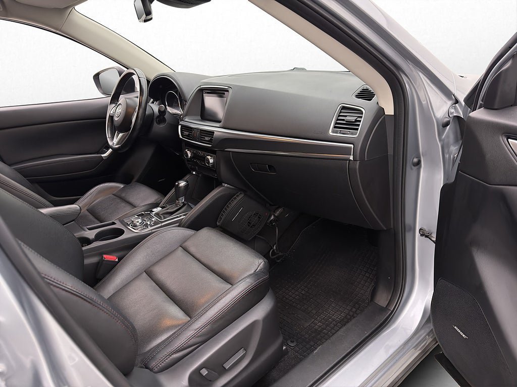Vehicle Image 24