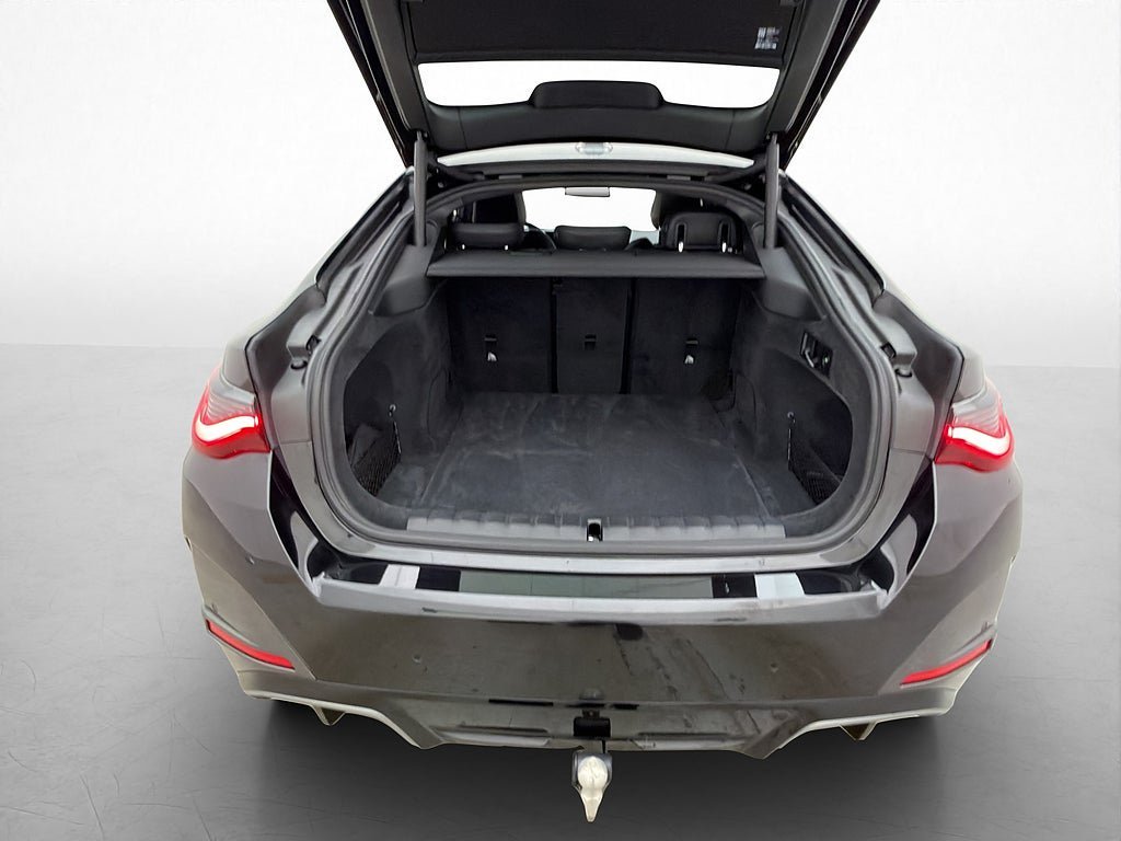 Vehicle Image 36