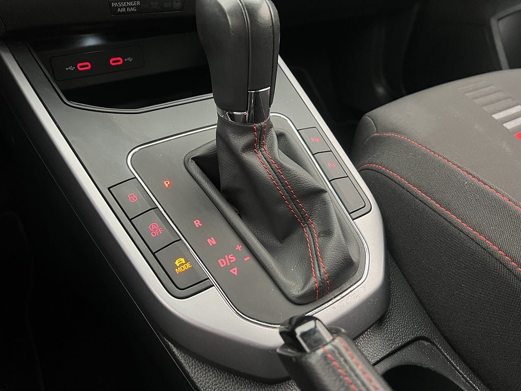 Vehicle Image 22