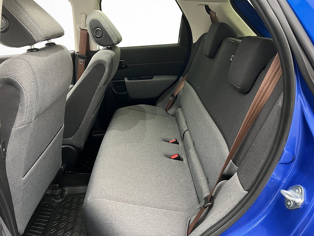 Vehicle Image 30