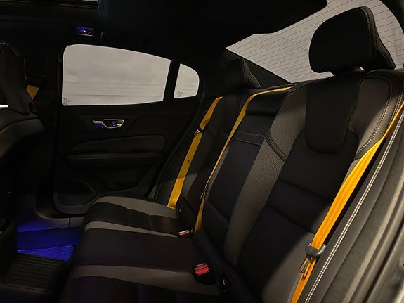 Vehicle Image 27