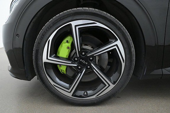 Vehicle Image 27