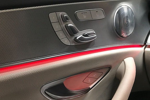 Vehicle Image 29