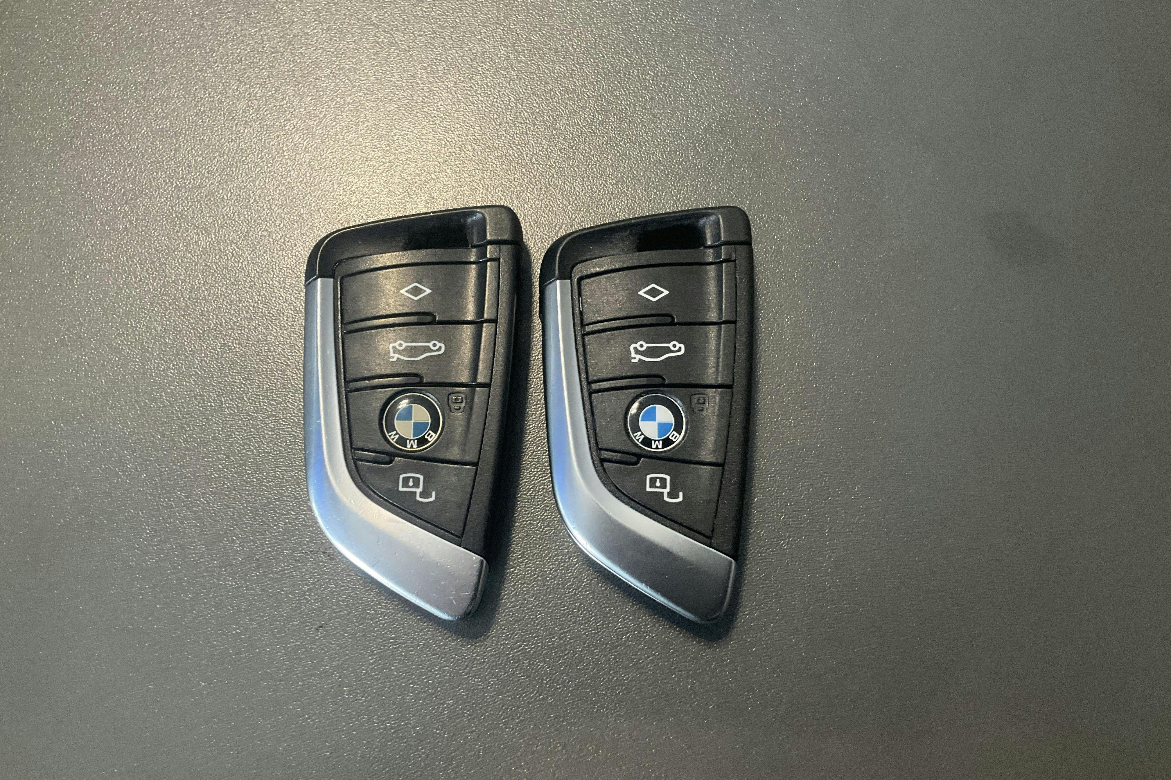 Vehicle Image 17