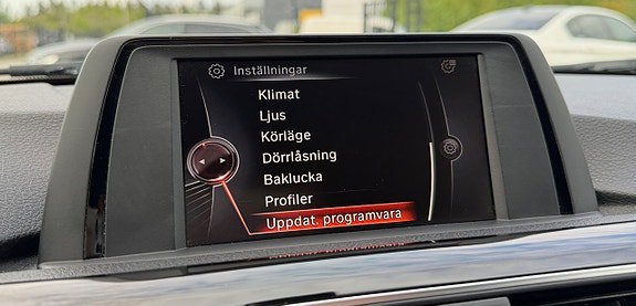 Vehicle Image 27