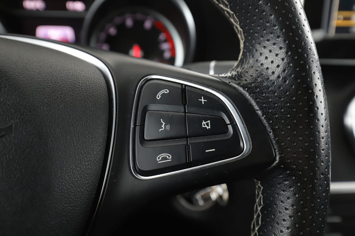 Vehicle Image 35