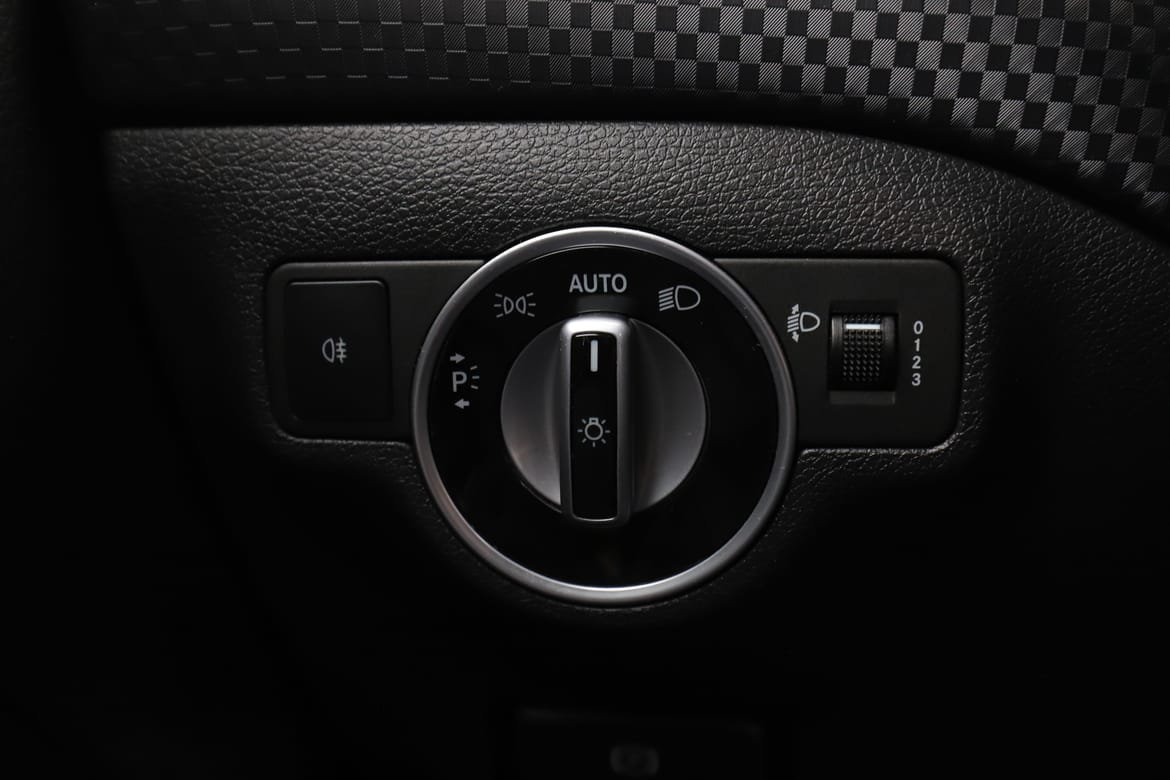 Vehicle Image 37