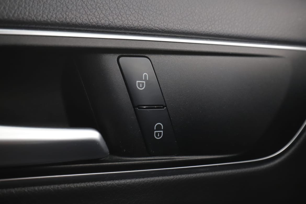 Vehicle Image 38