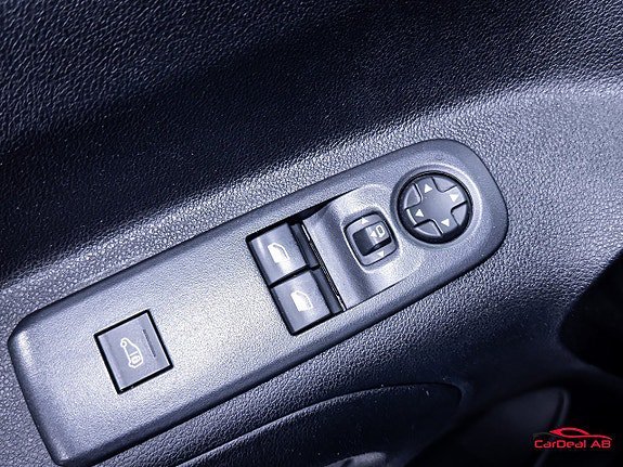 Vehicle Image 27