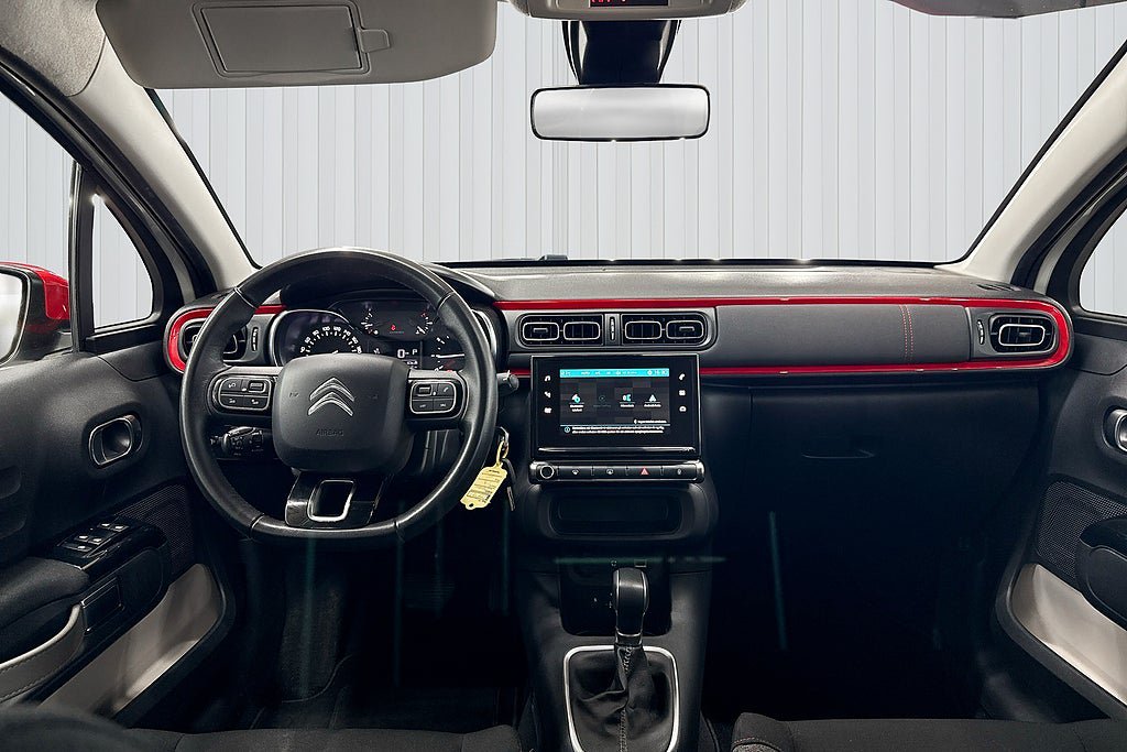 Vehicle Image 10