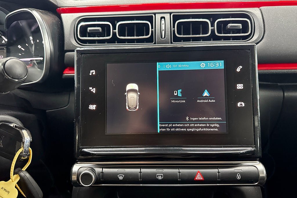 Vehicle Image 13