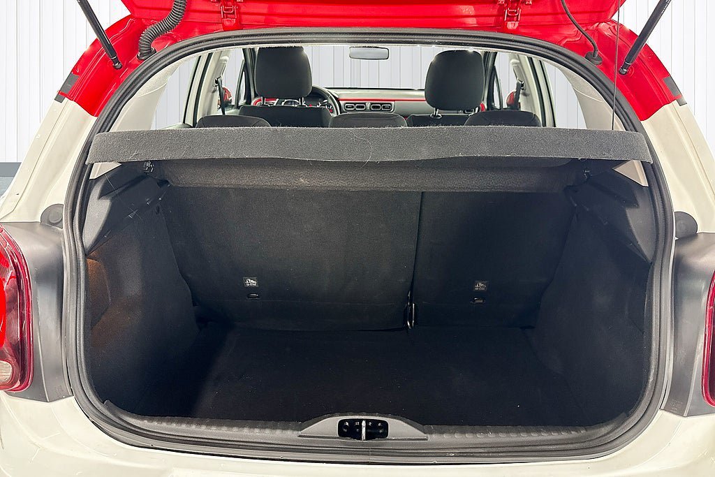 Vehicle Image 19