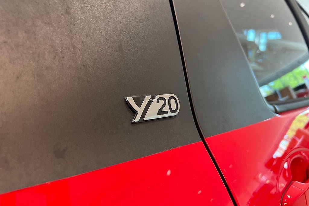 Vehicle Image 23