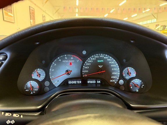Vehicle Image 28
