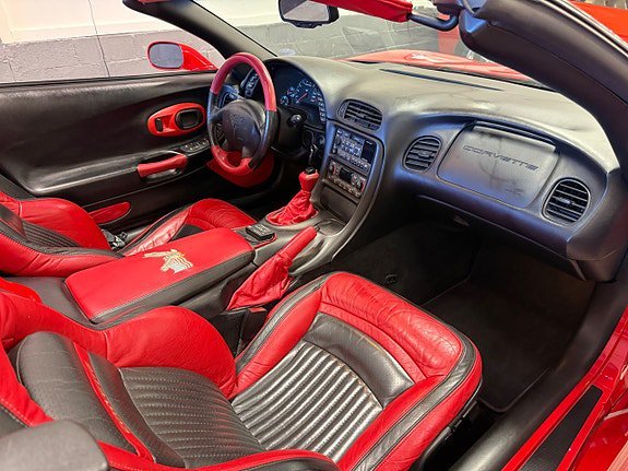 Vehicle Image 30