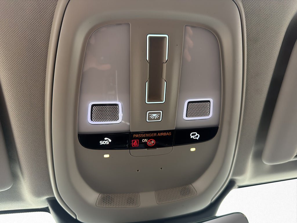 Vehicle Image 37