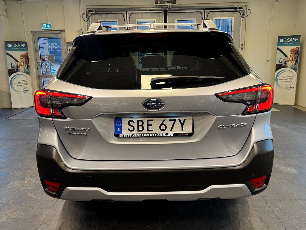 Vehicle Image 26