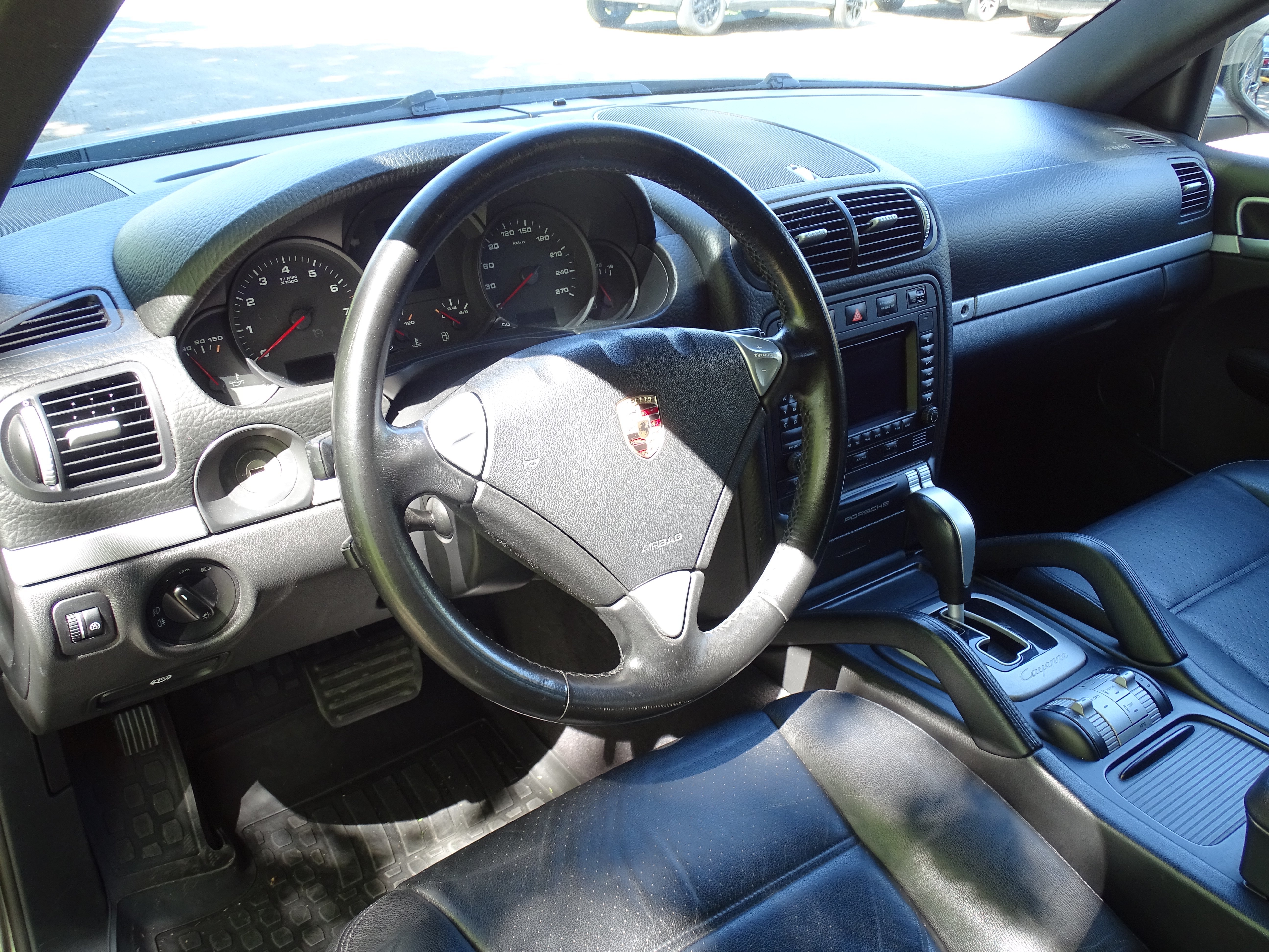 Vehicle Image 31