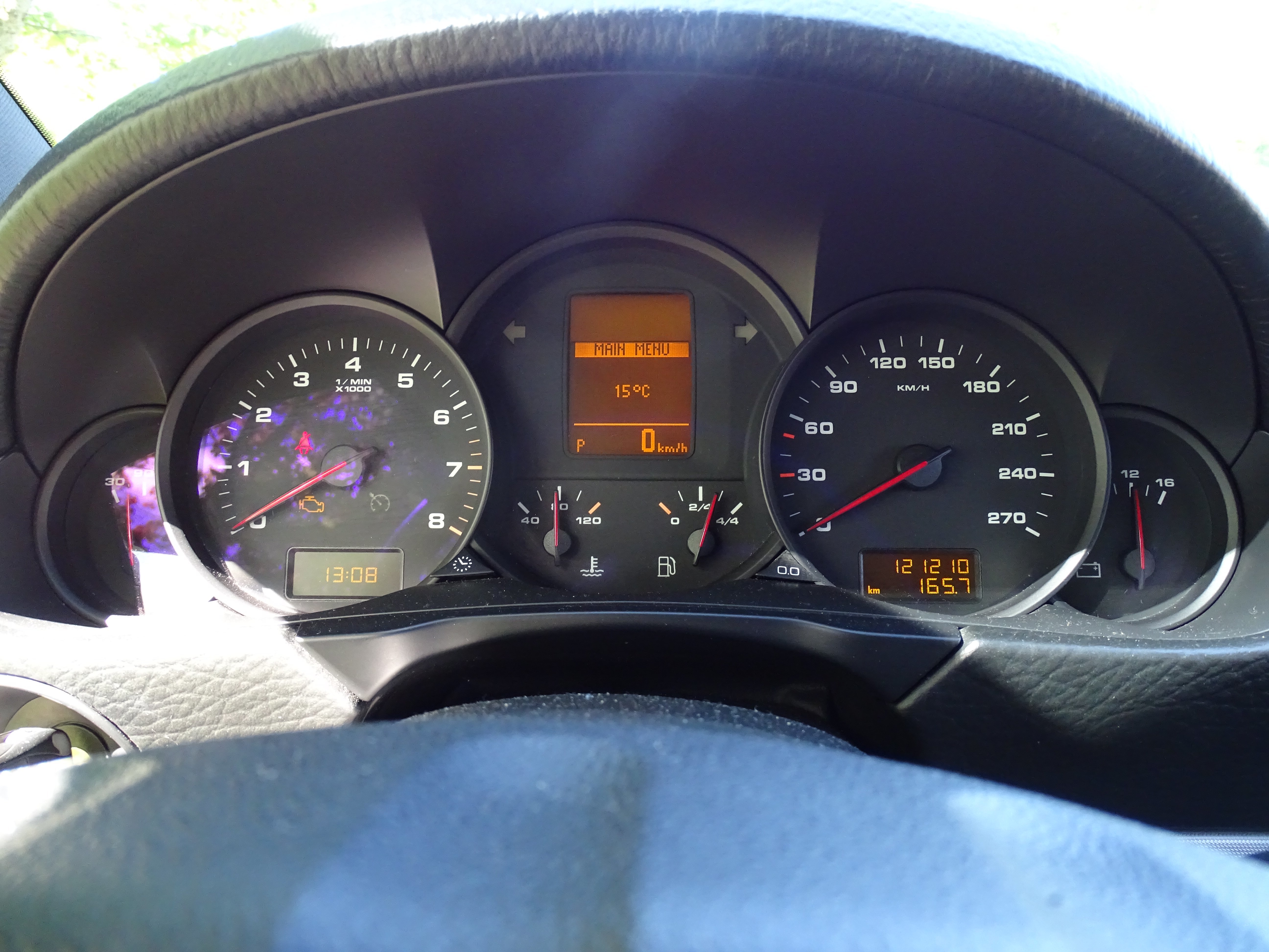 Vehicle Image 36