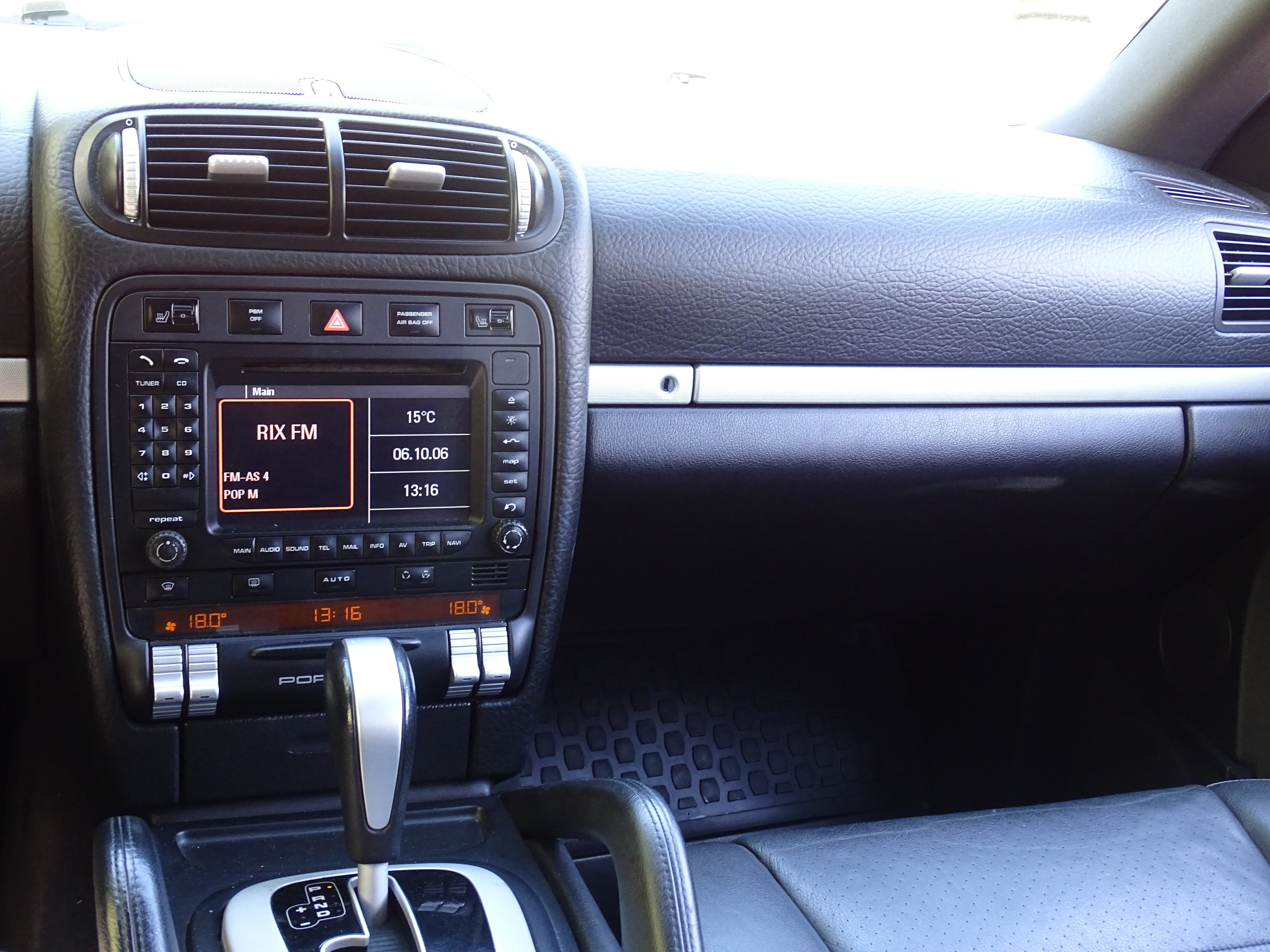 Vehicle Image 37