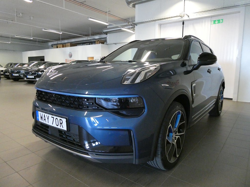 Vehicle Image 11