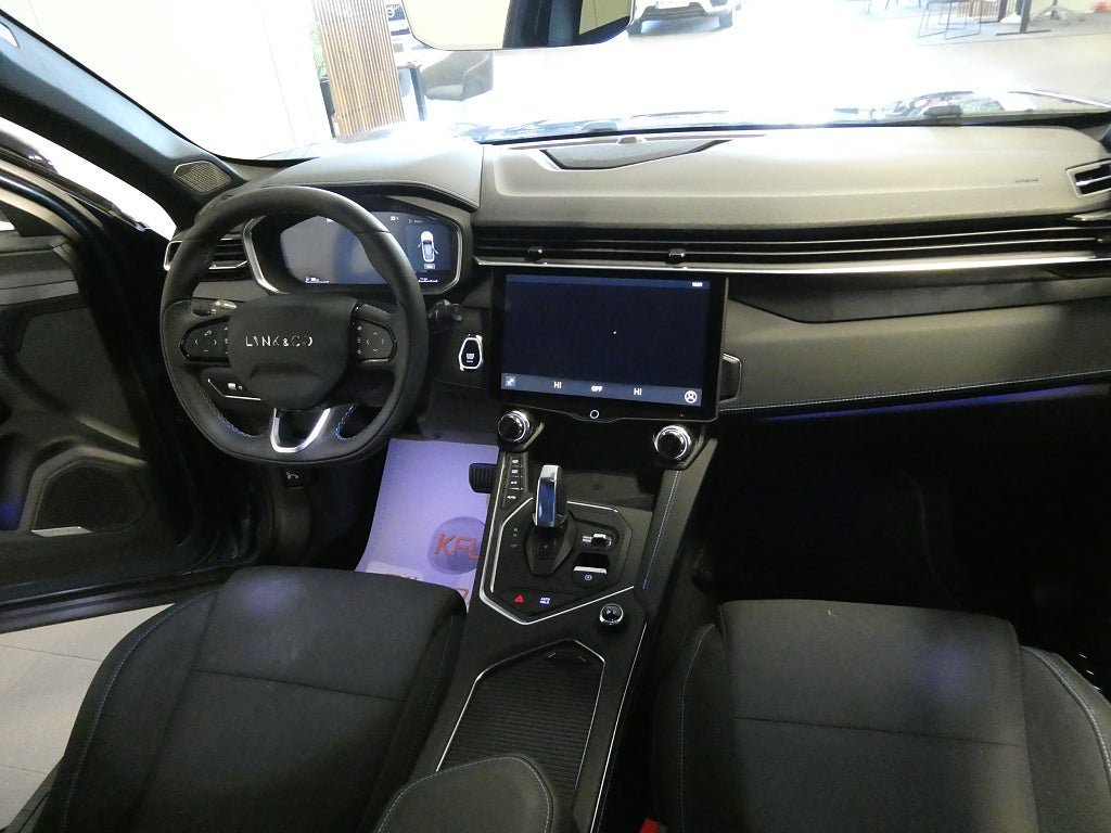 Vehicle Image 14