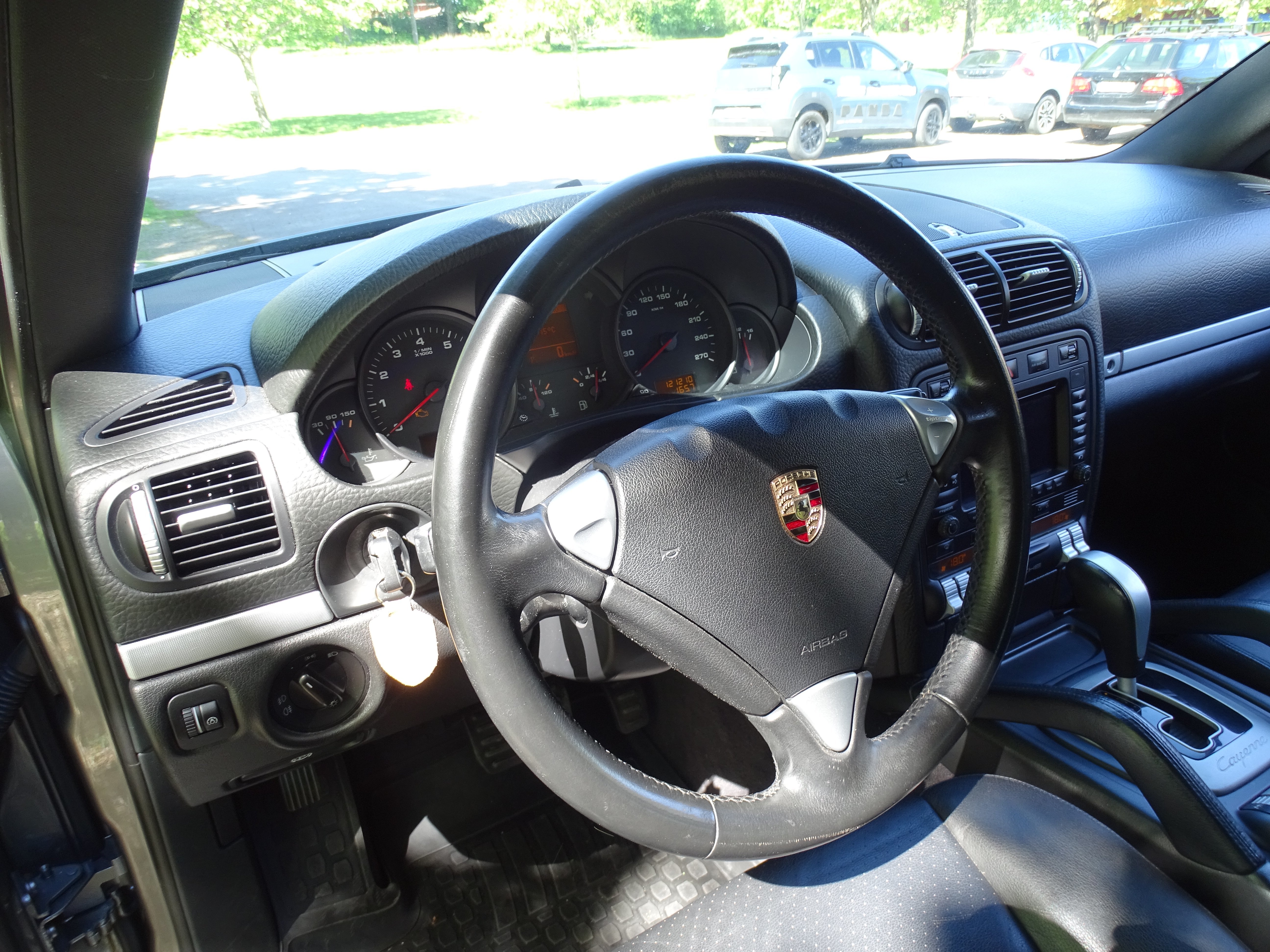 Vehicle Image 41