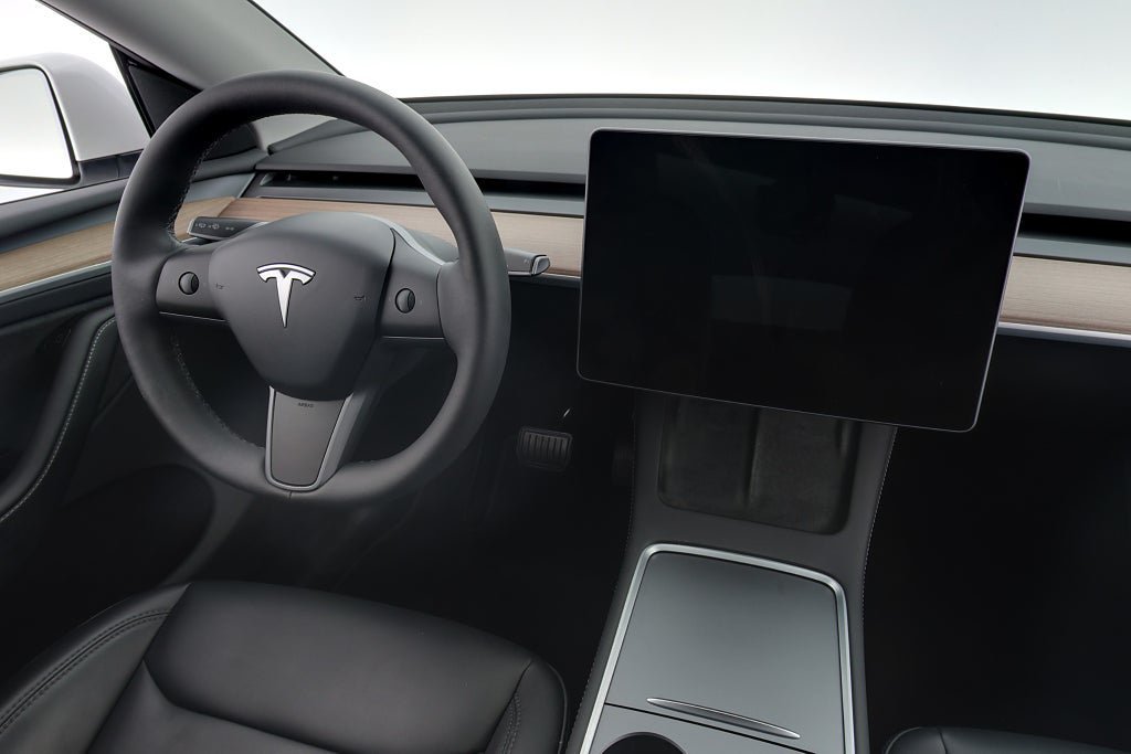 Vehicle Image 15
