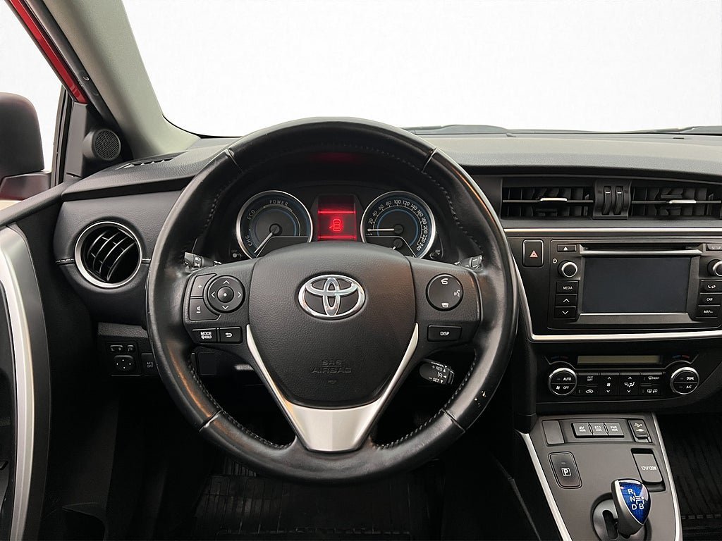 Vehicle Image 14