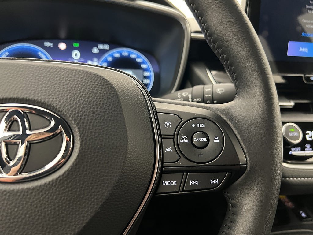 Vehicle Image 18