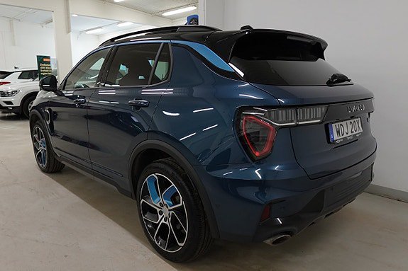 Vehicle Image 23