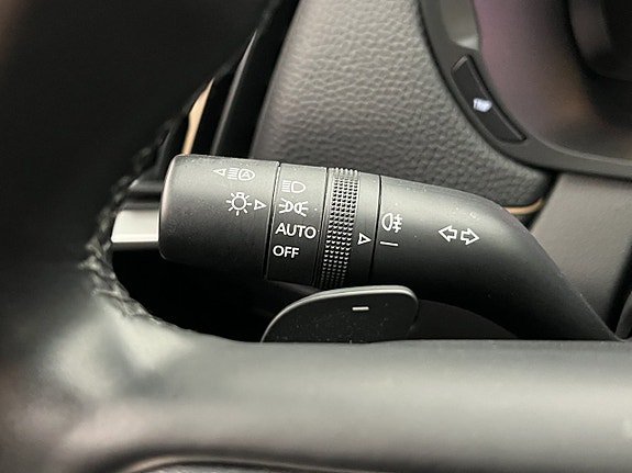 Vehicle Image 26