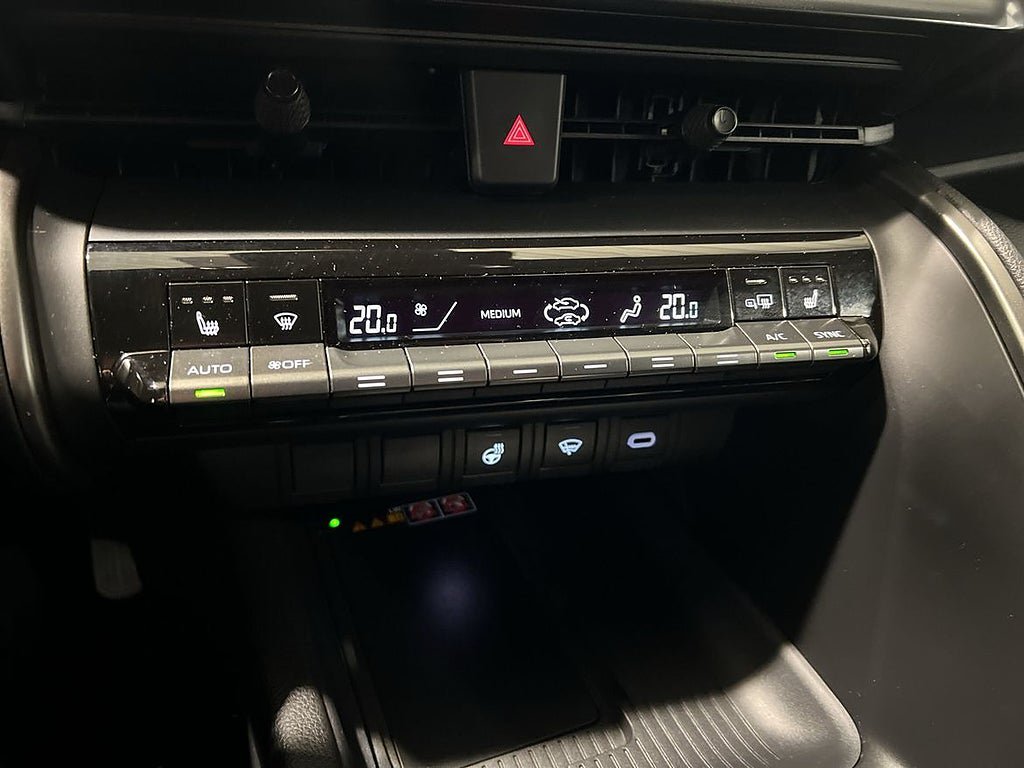 Vehicle Image 26