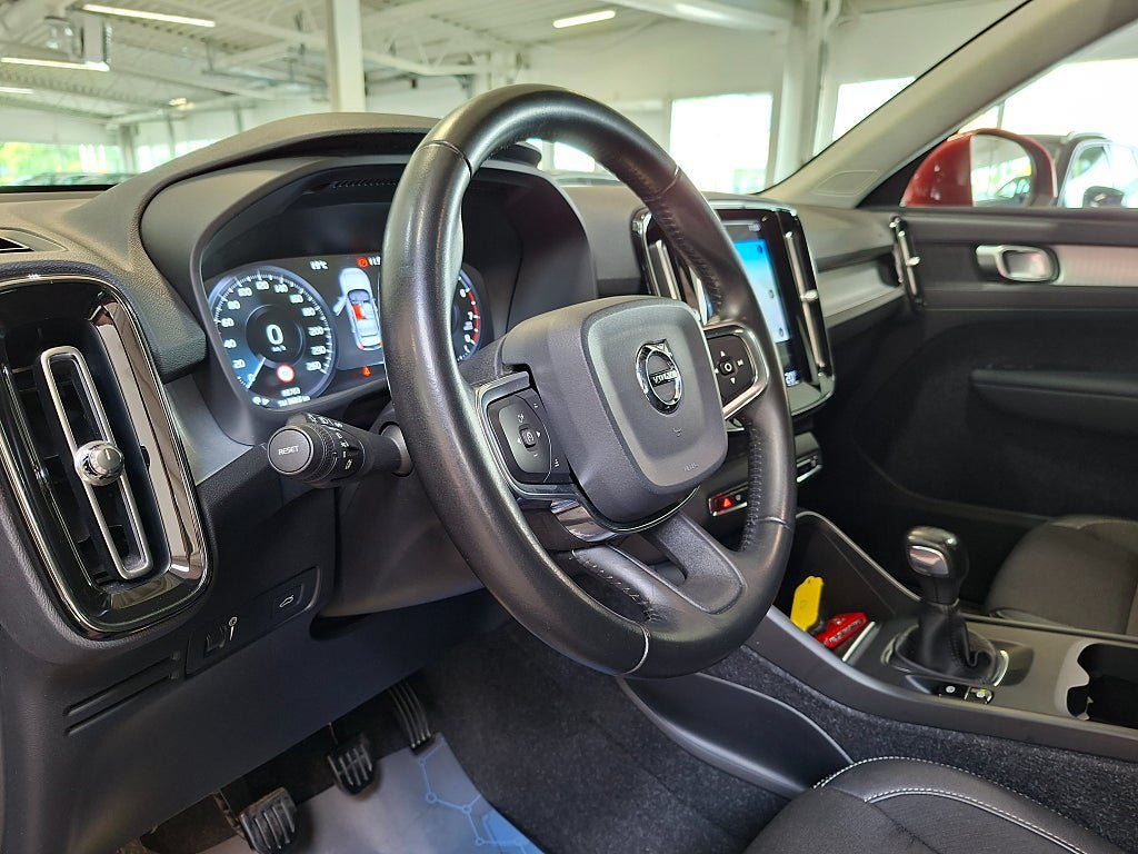 Vehicle Image 17