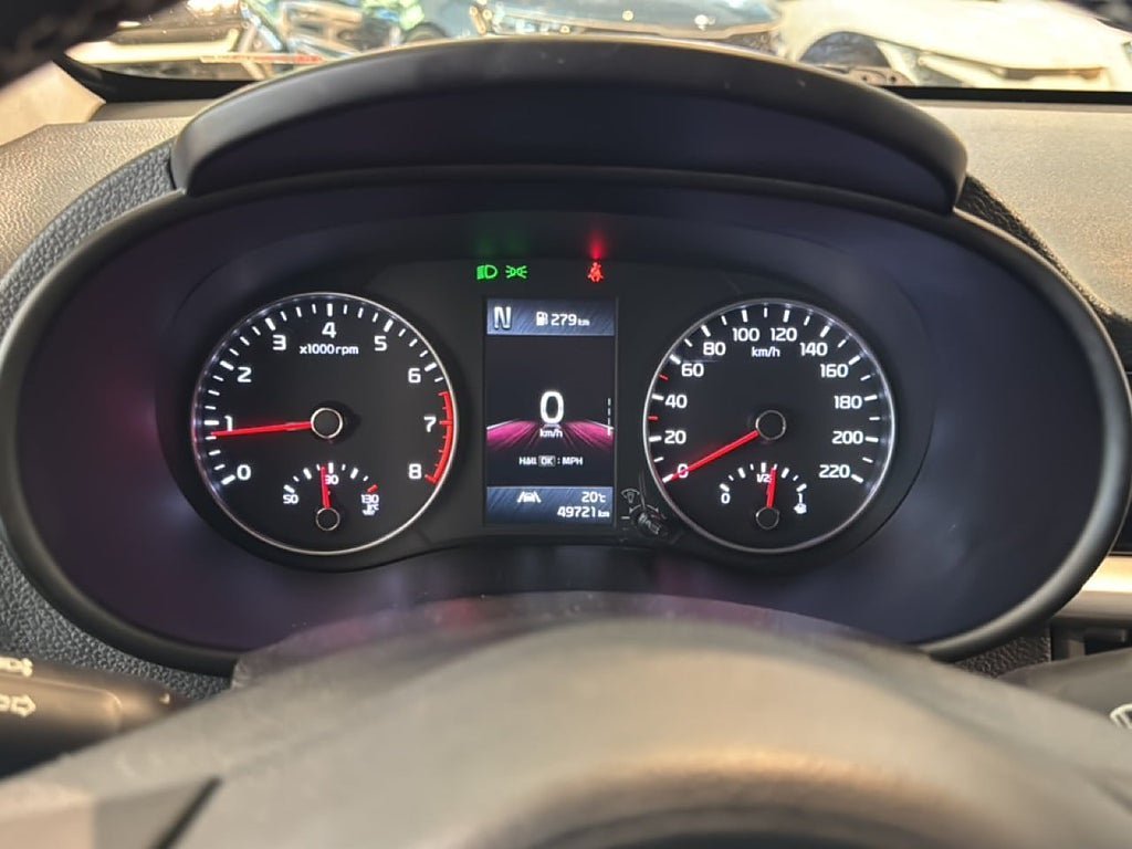 Vehicle Image 10