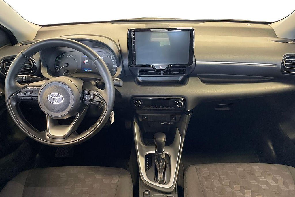 Vehicle Image 10