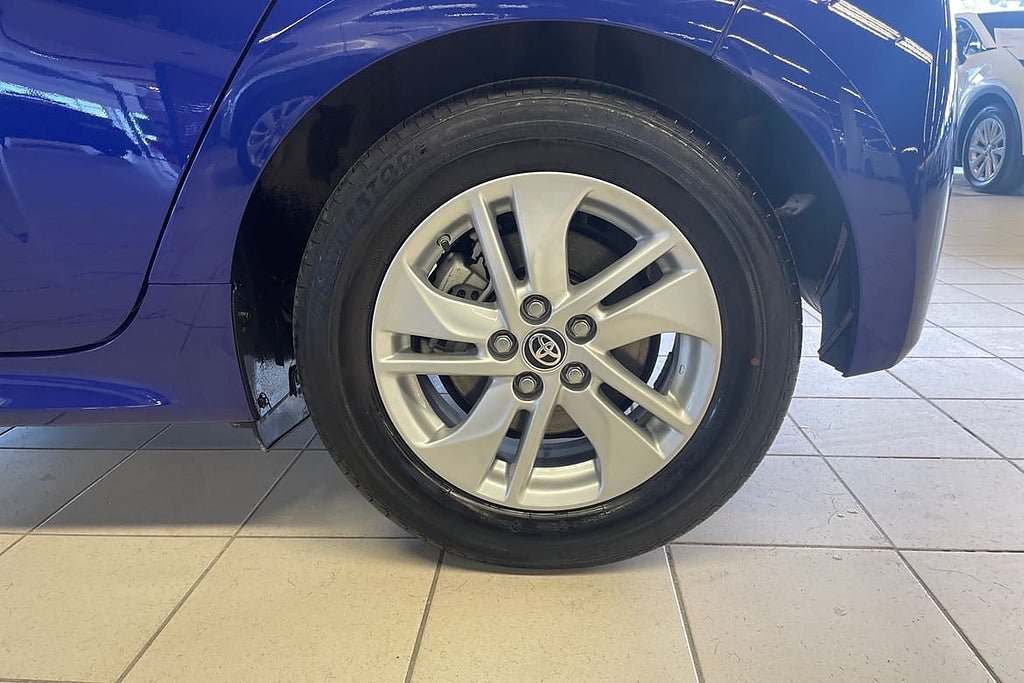 Vehicle Image 17