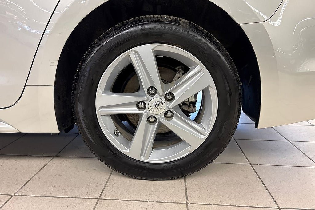Vehicle Image 17