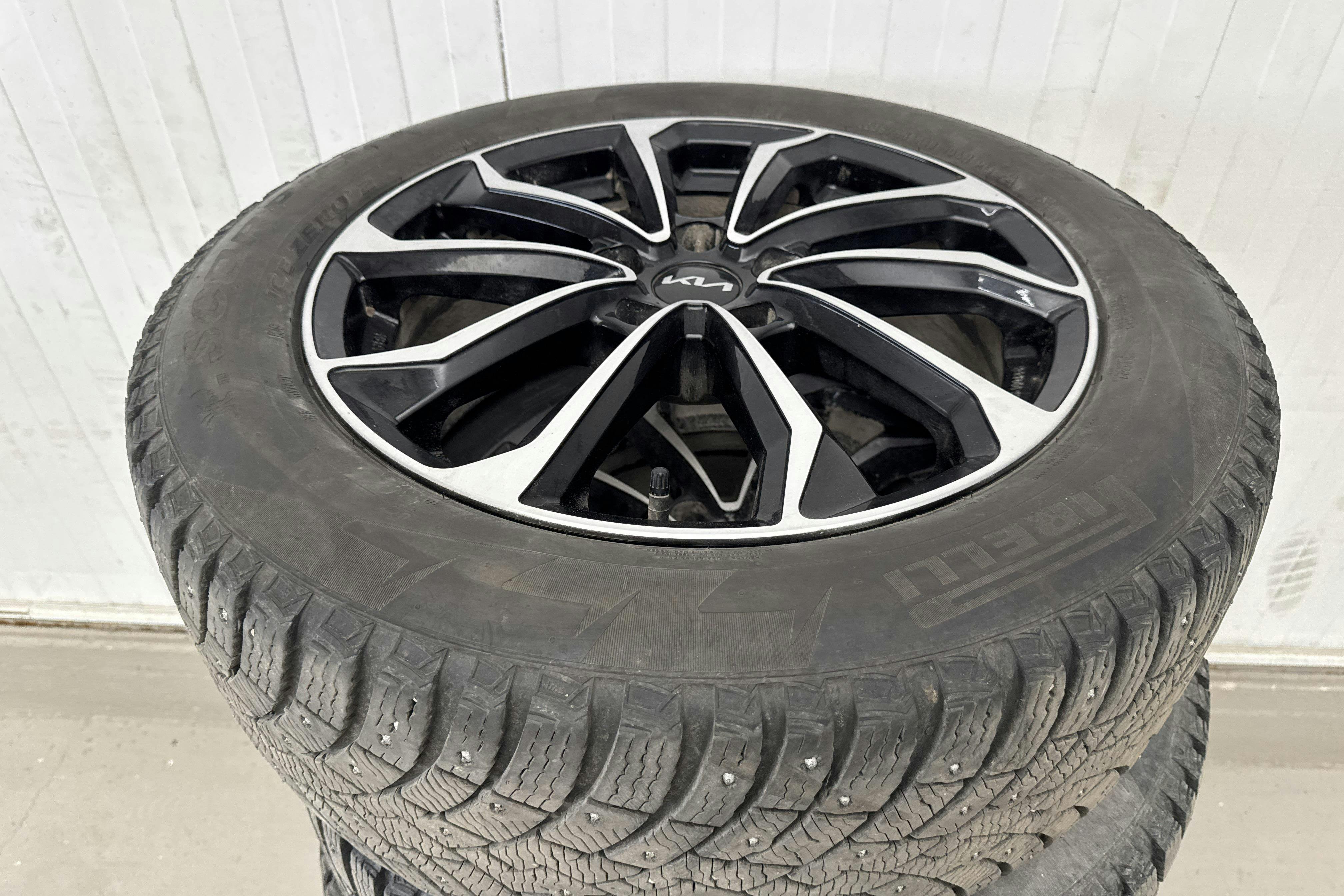 Vehicle Image 20