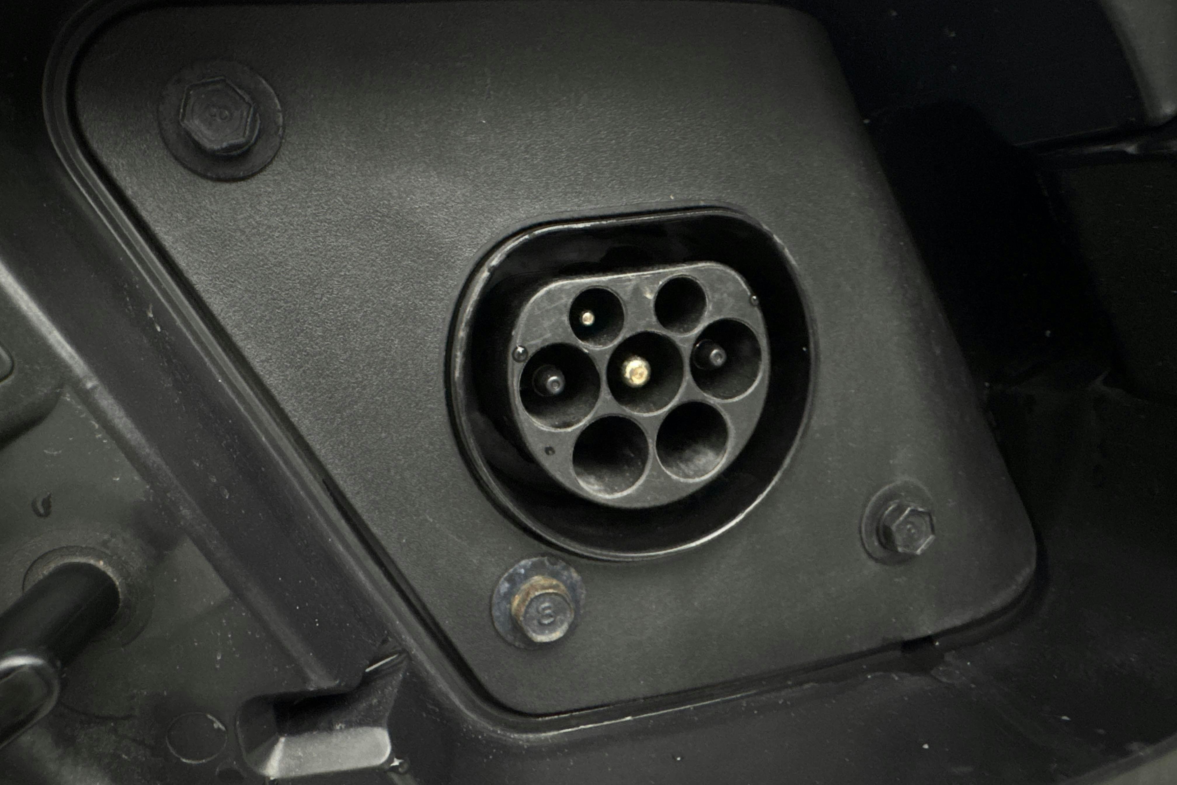 Vehicle Image 18