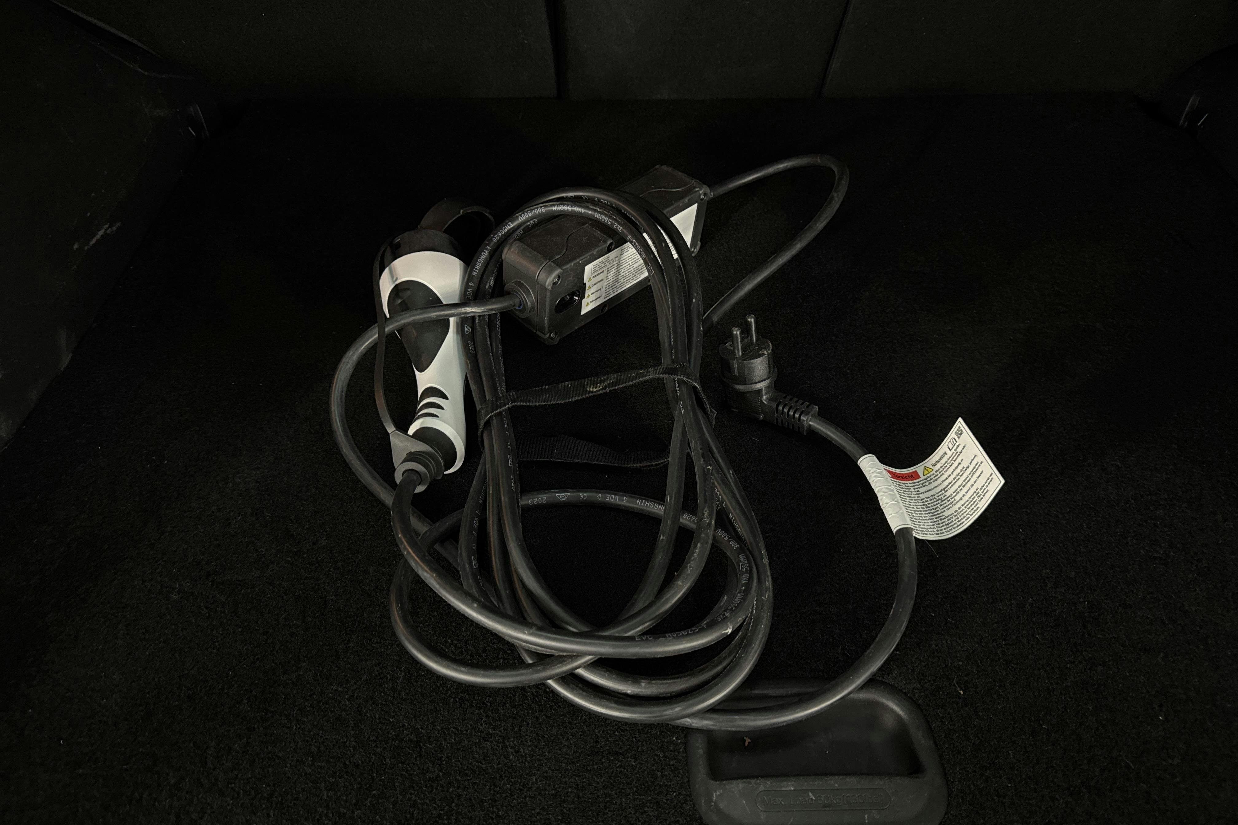Vehicle Image 21