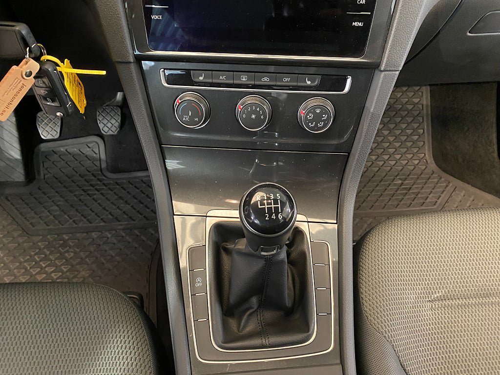 Vehicle Image 38