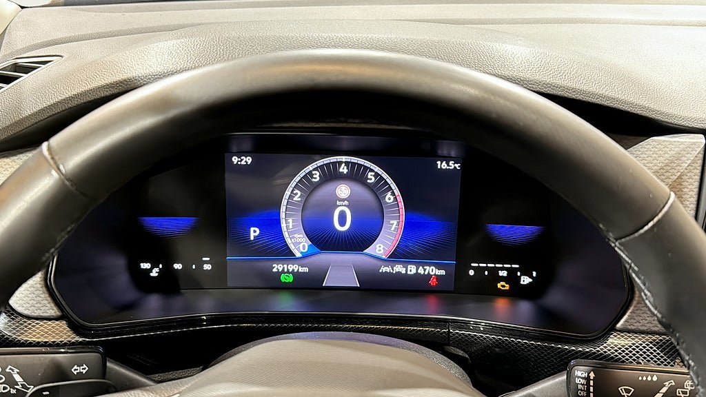 Vehicle Image 18