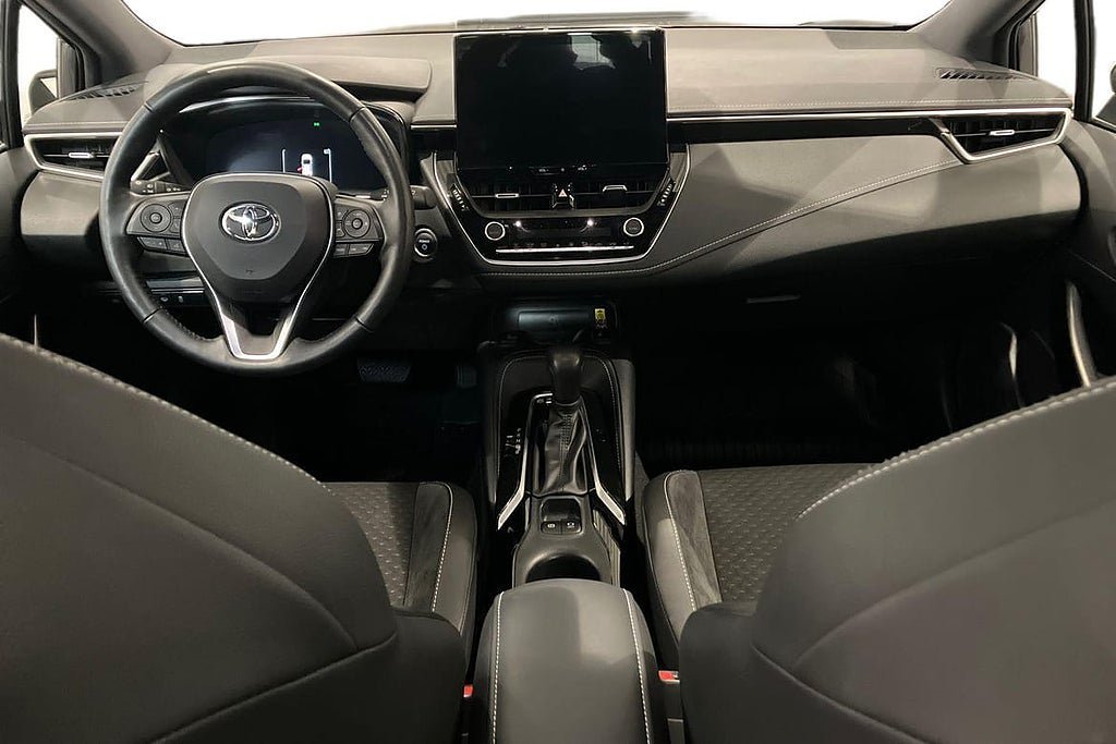 Vehicle Image 10