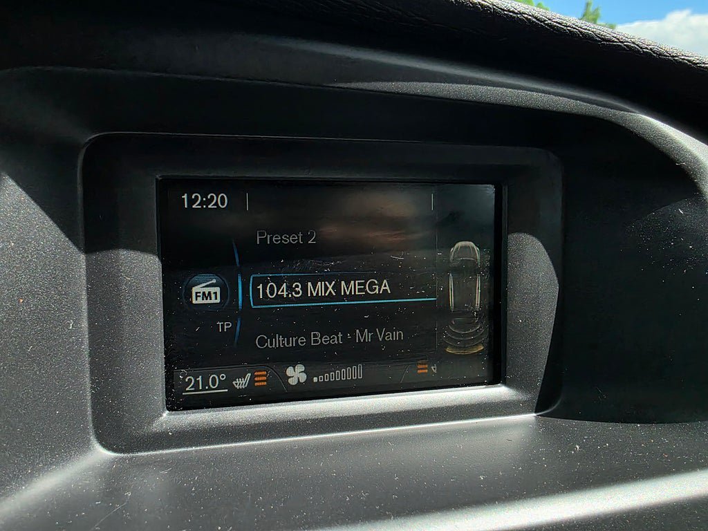 Vehicle Image 13