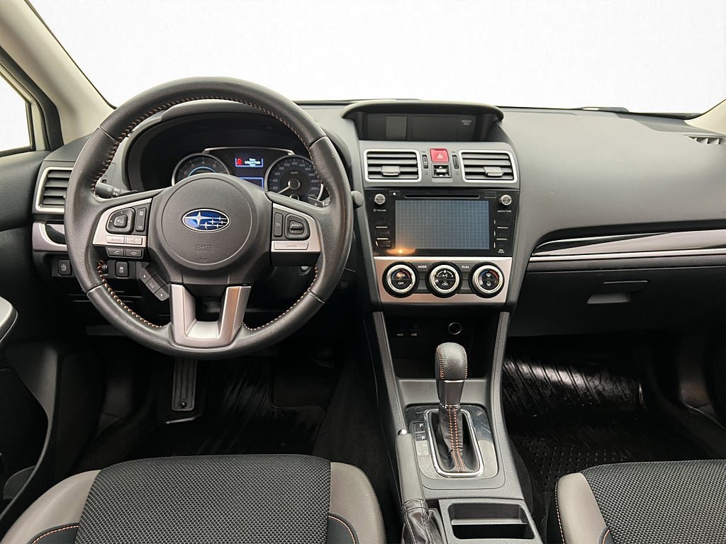 Vehicle Image 16