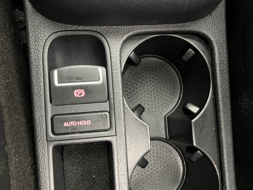 Vehicle Image 22