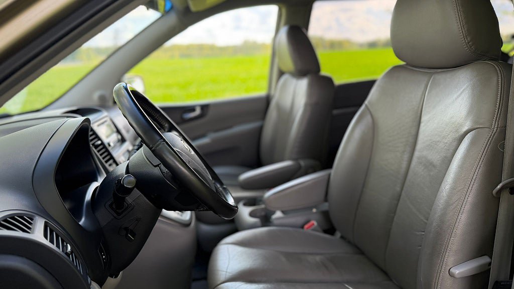 Vehicle Image 10