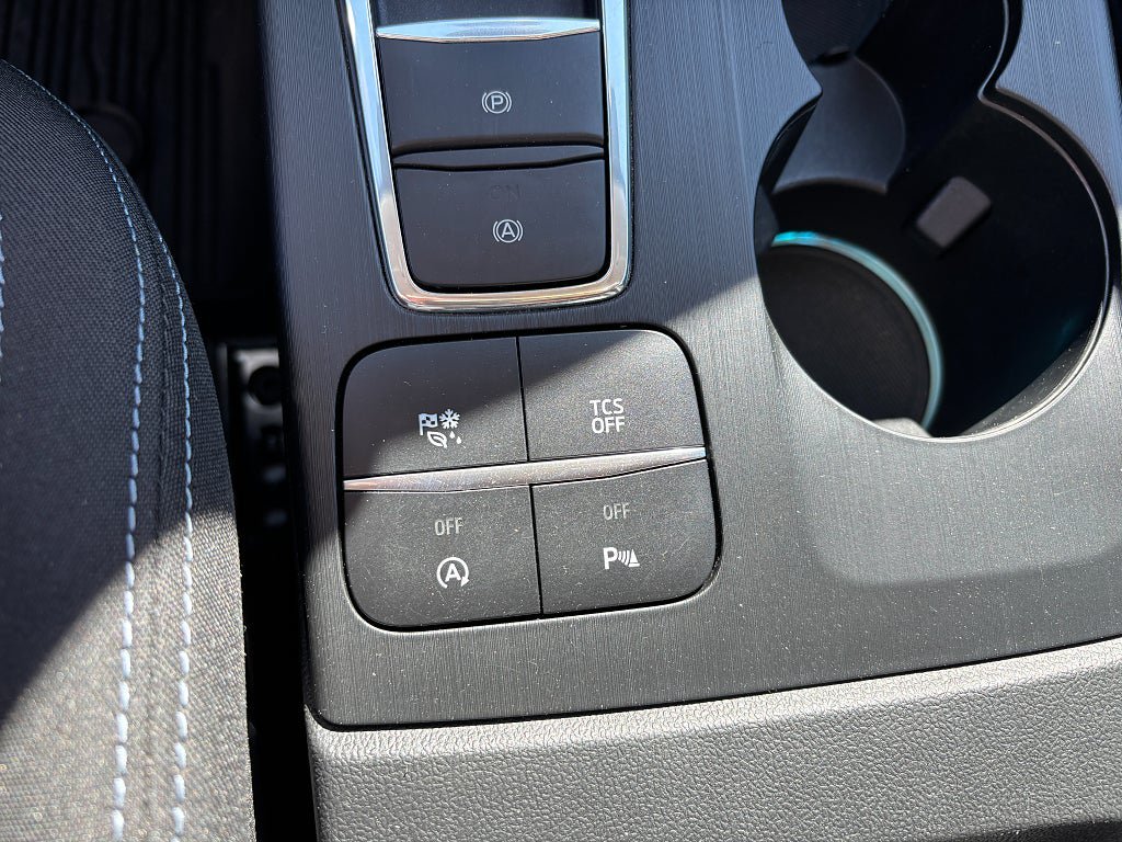 Vehicle Image 20